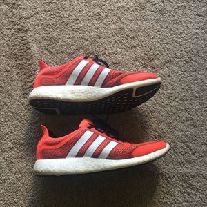 Addias Swift Run Shoes Size 11